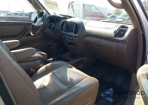 2002 Toyota Sequoia Limited z USA, uszkodzony, nr VIN 5TDBT48A02S116612